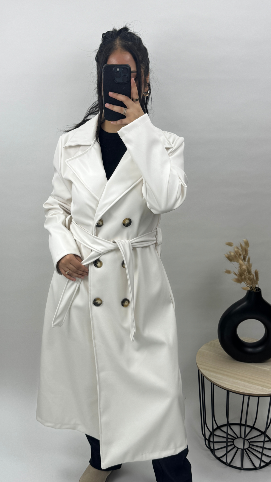 Lilly Ledermantel